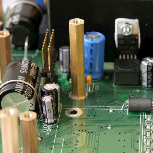 BaZeKo - montaż THT